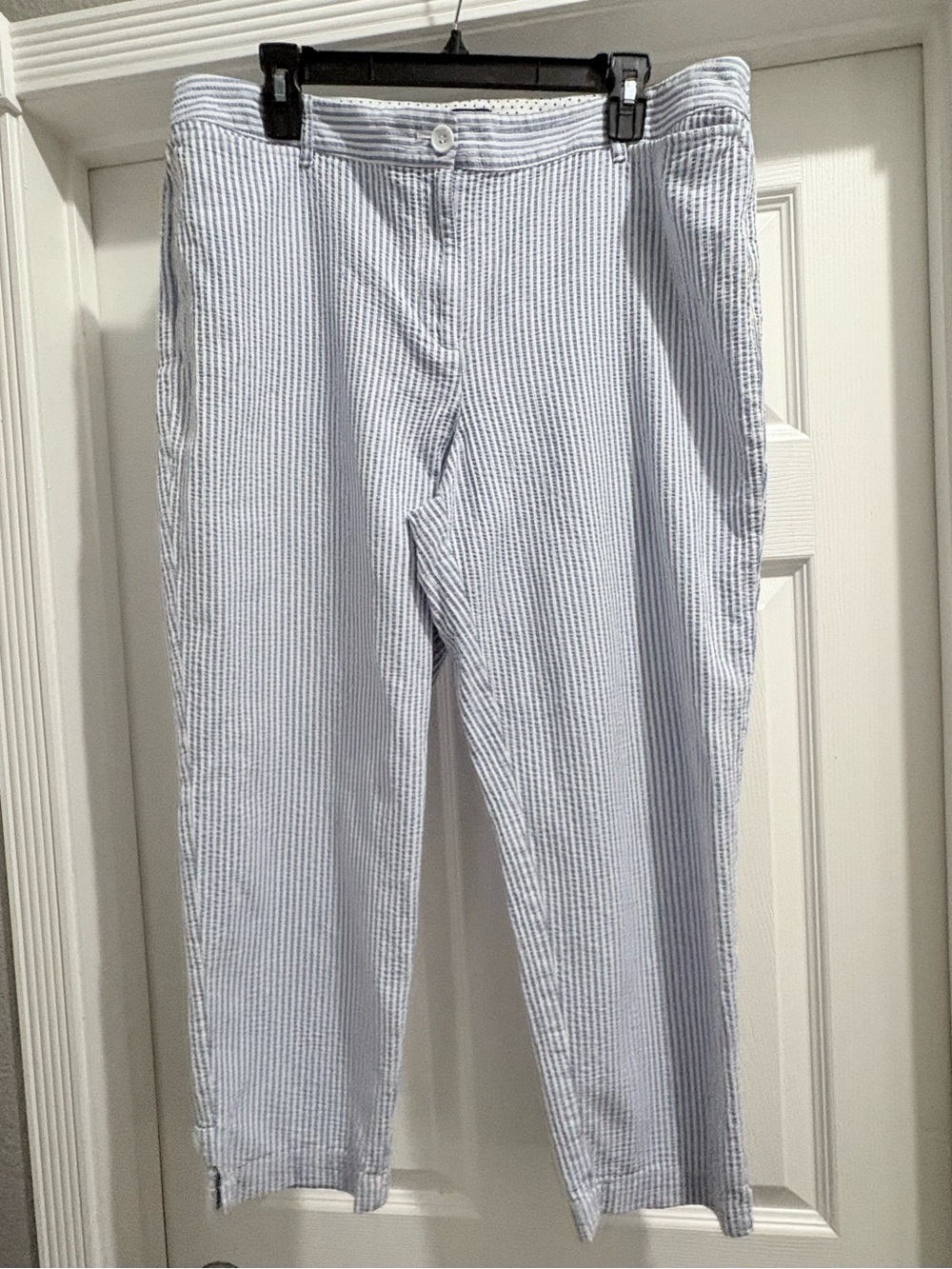 Talbots Perfect Crop Pants Size 14 Blue White Seersucker Stripe 100% Cotton